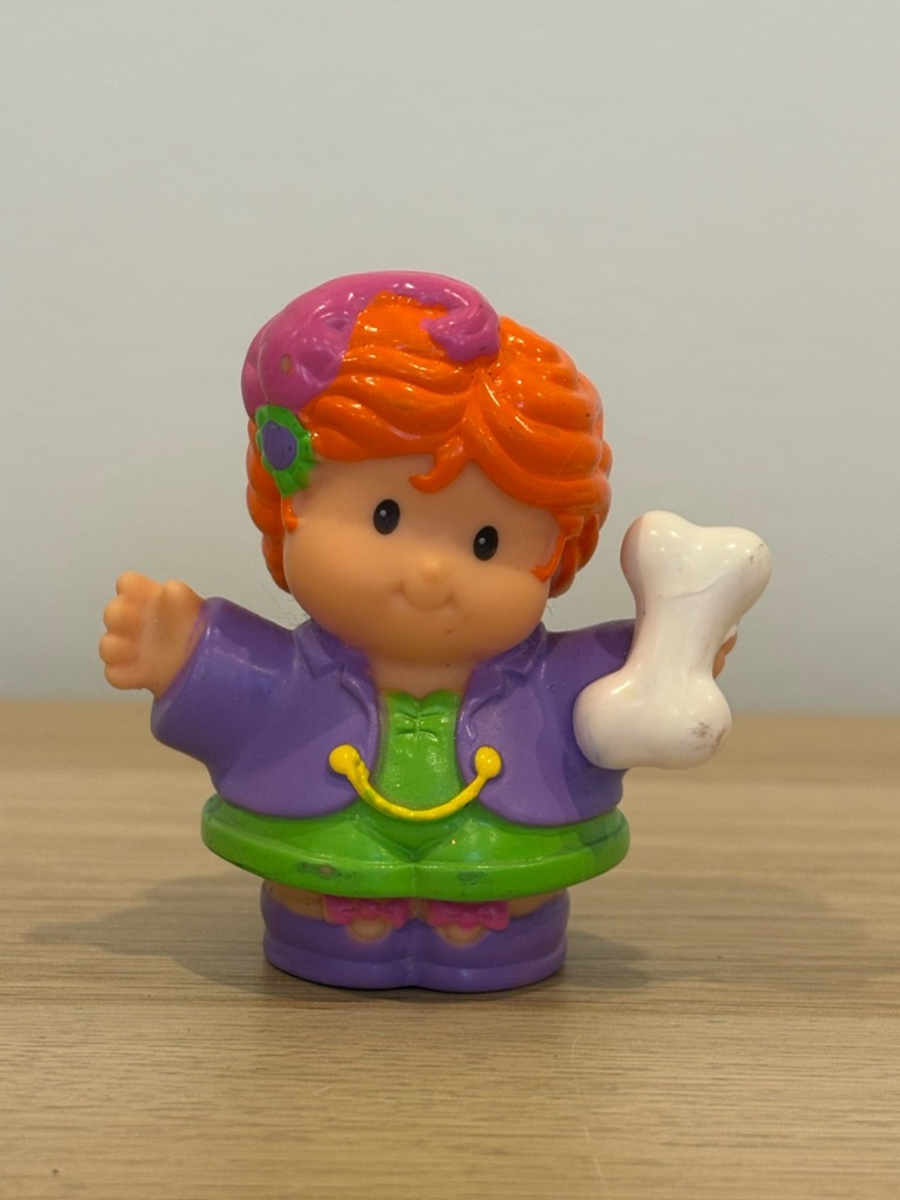 Fisher-Price Little People Cave Girl Figure Replacement Piece